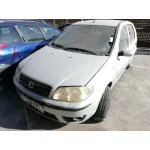FIAT PUNTO BERLINA (188) FIAT PUNTO BERLINA (188) '2004 1.3 16V MULTIJET FEEL AZUL CLARO 2004