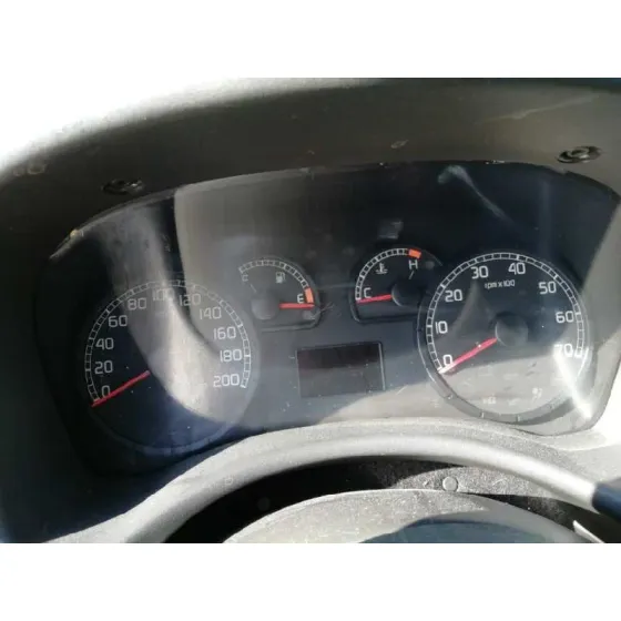 FIAT PUNTO BERLINA (188) '2004 1.3 16V MULTIJET FEEL AZUL CLARO