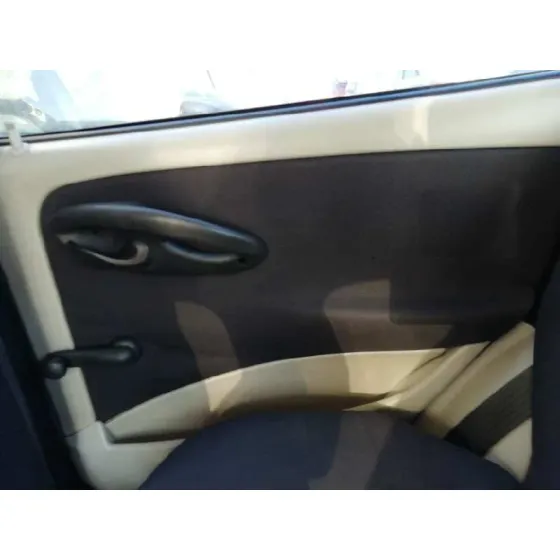 FIAT PUNTO BERLINA (188) '2004 1.3 16V MULTIJET FEEL AZUL CLARO