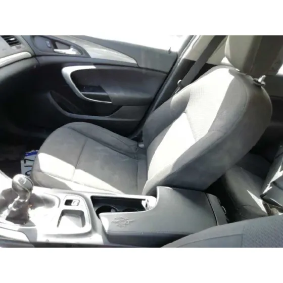 OPEL INSIGNIA BERLINA '2014 EXPRESSION NEGRO