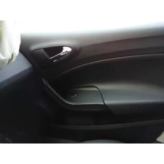 SEAT IBIZA (6P1) '2017 FR ROJO