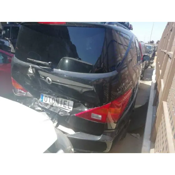 SSANGYONG RODIUS '2012 XDI NEGRO