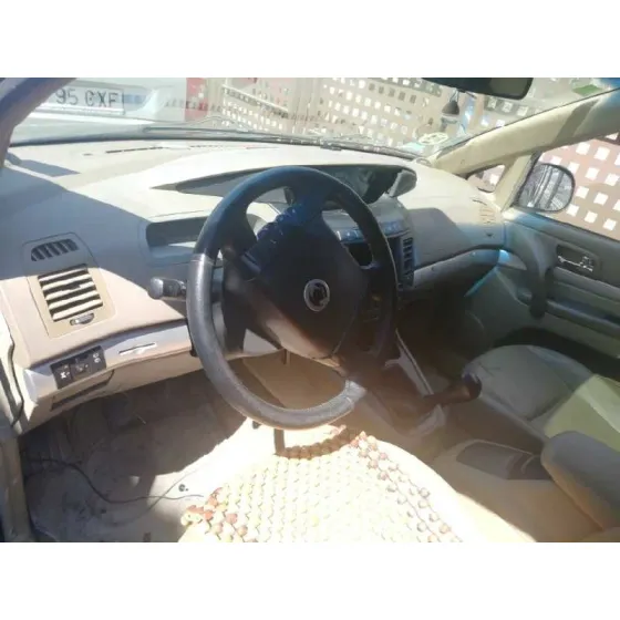 SSANGYONG RODIUS '2012 XDI NEGRO