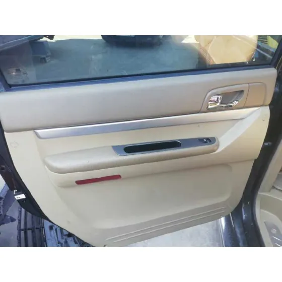 SSANGYONG RODIUS '2012 XDI NEGRO