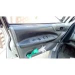 MITSUBISHI SPACE WAGON (N80/N90) MITSUBISHI SPACE WAGON (N80/N90) '2001 2,4 GLX GRIS PLATA 1998