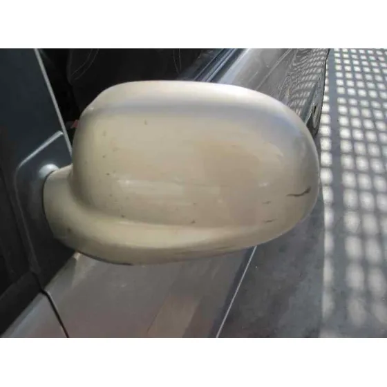 DAEWOO TACUMA '2004 SE ORO