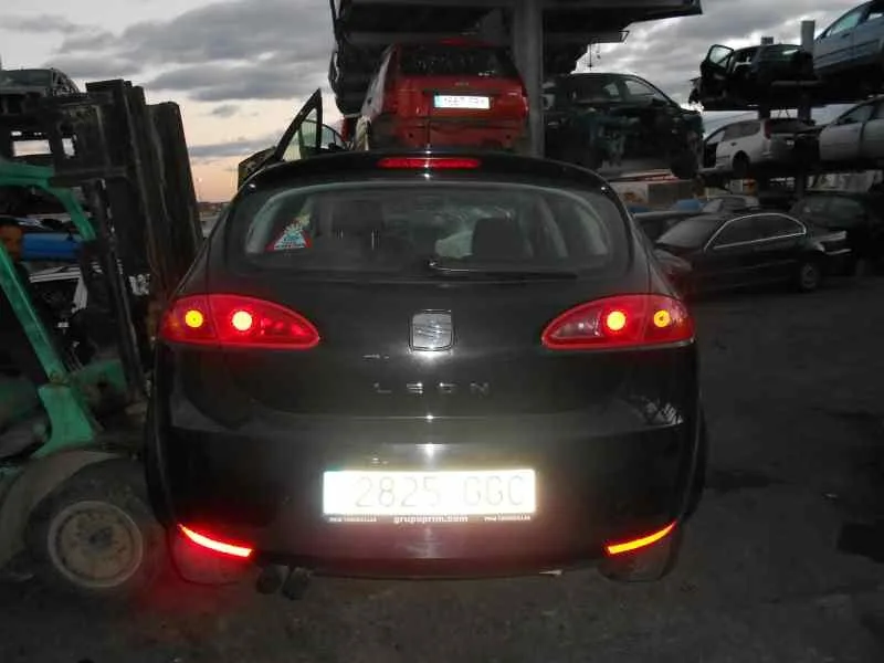 SEAT LEON (1P1) '2005 STYLANCE / STYLE NEGRO