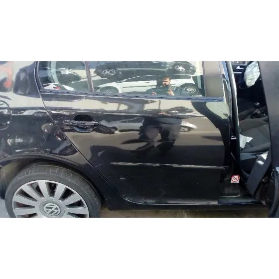 VOLKSWAGEN GOLF V BERLINA (1K1) '2006 HIGHLINE NEGRO