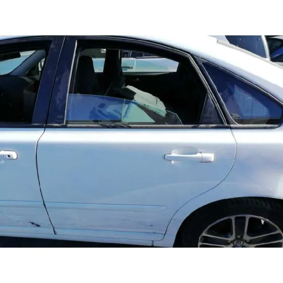 VOLVO S40 BERLINA '2010 1.6 DIESEL CAT BLANCO