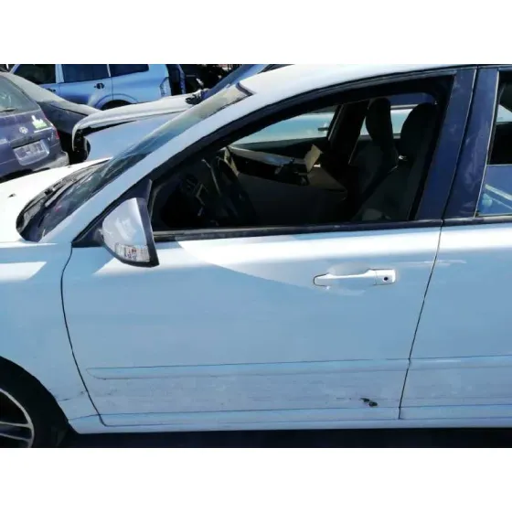 VOLVO S40 BERLINA '2010 1.6 DIESEL CAT BLANCO