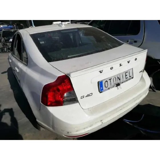 VOLVO S40 BERLINA '2010 1.6 DIESEL CAT BLANCO