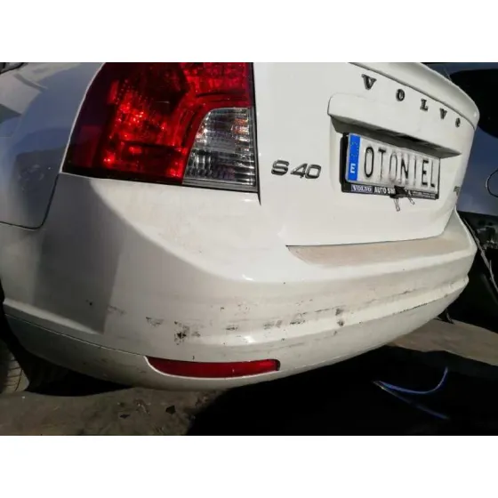 VOLVO S40 BERLINA '2010 1.6 DIESEL CAT BLANCO