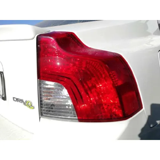 VOLVO S40 BERLINA '2010 1.6 DIESEL CAT BLANCO