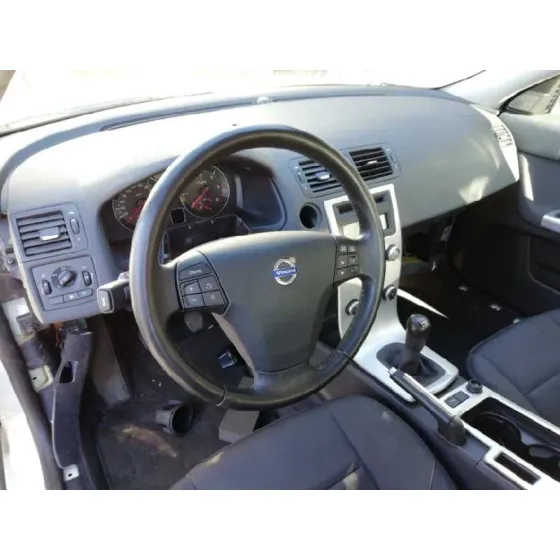 VOLVO S40 BERLINA '2010 1.6 DIESEL CAT BLANCO