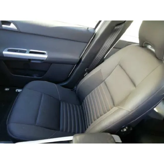 VOLVO S40 BERLINA '2010 1.6 DIESEL CAT BLANCO