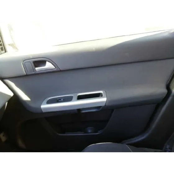 VOLVO S40 BERLINA '2010 1.6 DIESEL CAT BLANCO