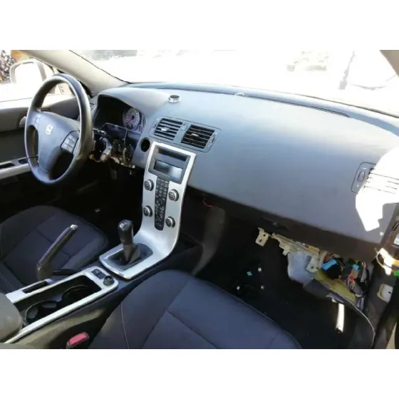 VOLVO S40 BERLINA '2010 1.6 DIESEL CAT BLANCO