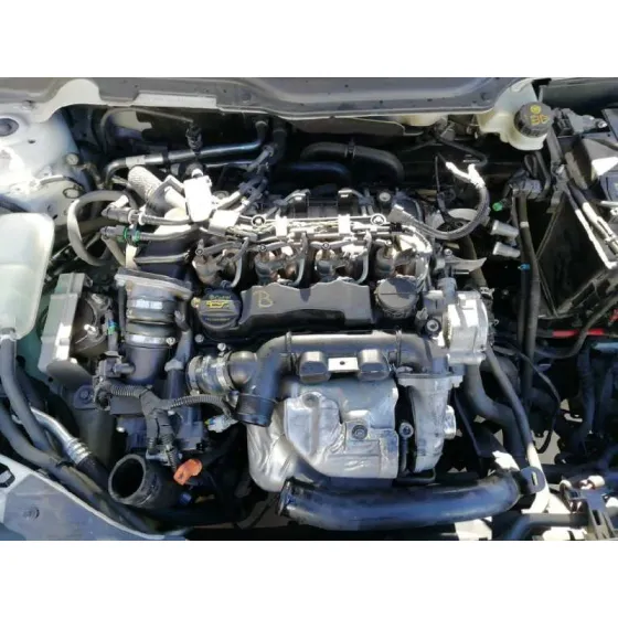 VOLVO S40 BERLINA '2010 1.6 DIESEL CAT BLANCO