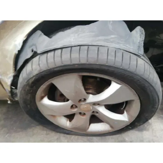 KIA CARENS (UN) '2007 ACTIVE DORADO
