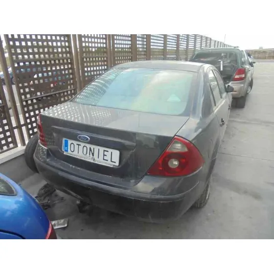FORD MONDEO BERLINA (GE) '2001 AMBIENTE NEGRO