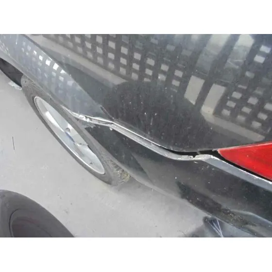 FORD MONDEO BERLINA (GE) '2001 AMBIENTE NEGRO