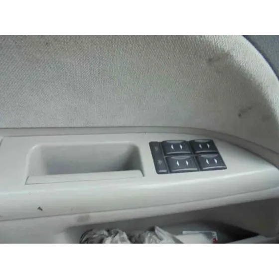 FORD MONDEO BERLINA (GE) '2001 AMBIENTE NEGRO