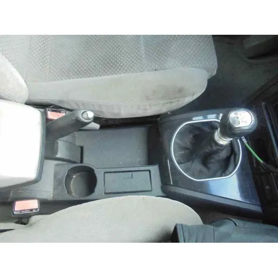 FORD MONDEO BERLINA (GE) '2001 AMBIENTE NEGRO