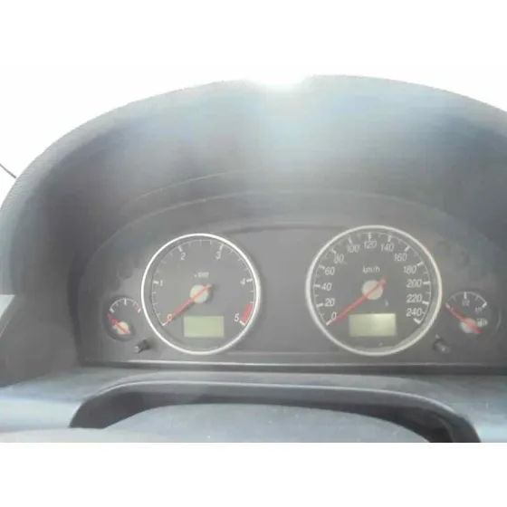 FORD MONDEO BERLINA (GE) '2001 AMBIENTE NEGRO