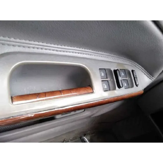 VOLKSWAGEN PASSAT BERLINA (3B3) '2001 1.9 TDI GRIS