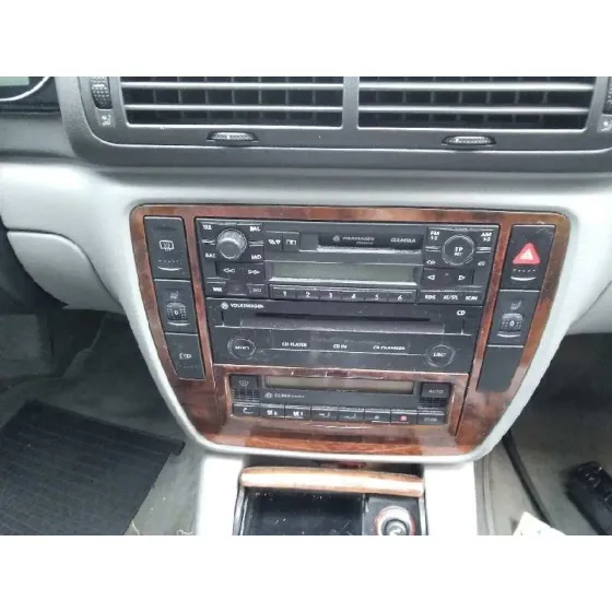VOLKSWAGEN PASSAT BERLINA (3B3) '2001 1.9 TDI GRIS