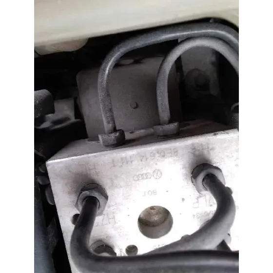 VOLKSWAGEN PASSAT BERLINA (3B3) '2001 1.9 TDI GRIS