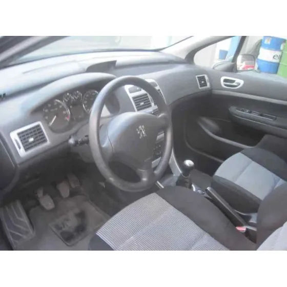 PEUGEOT 307 BERLINA (S2) '2006 X-LINE AZUL
