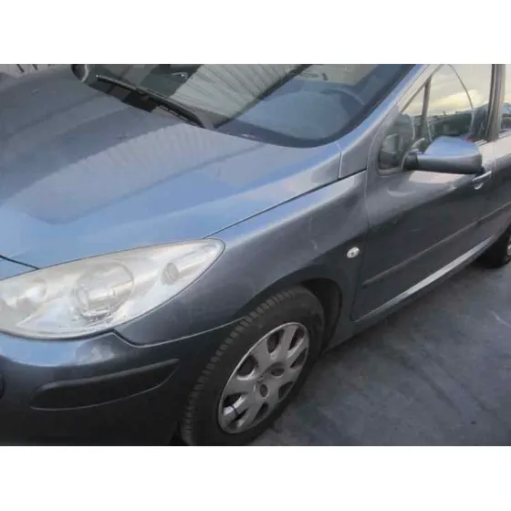 PEUGEOT 307 BERLINA (S2) '2006 X-LINE AZUL