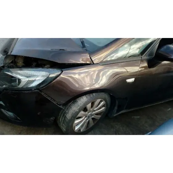 OPEL ZAFIRA TOURER '2015 2.0 CDTI ROJO