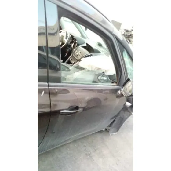 OPEL ZAFIRA TOURER '2015 2.0 CDTI ROJO