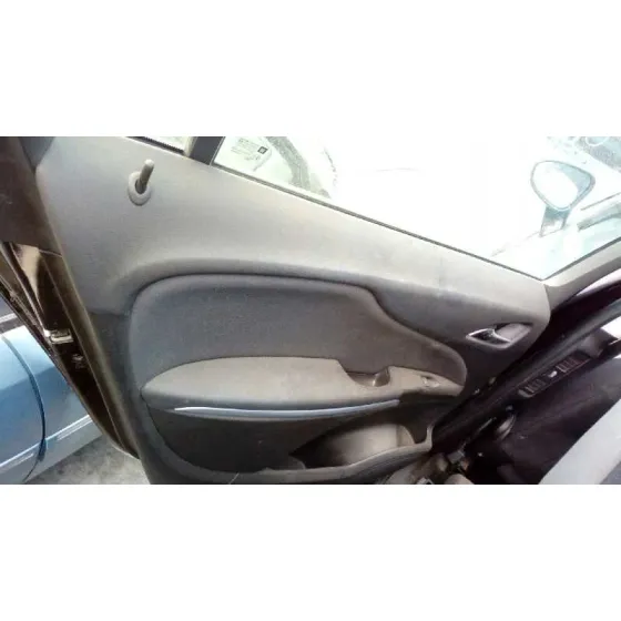 OPEL ZAFIRA TOURER '2015 2.0 CDTI ROJO