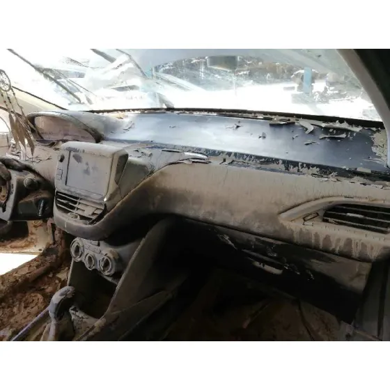 PEUGEOT 2008 (--.2013->) '2015 ACTIVE BLANCO