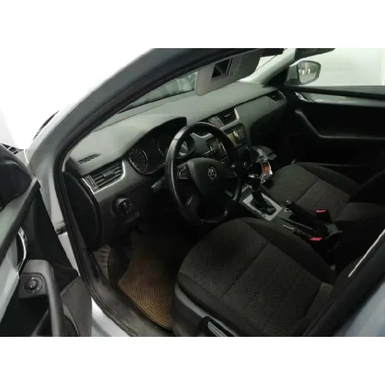 SKODA OCTAVIA COMBI (5E5) '2015 STYLE PLATA