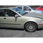 VOLVO V40 FAMILIAR VOLVO V40 FAMILIAR '2001 2.0 T DORADO 2001