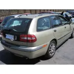 VOLVO V40 FAMILIAR VOLVO V40 FAMILIAR '2001 2.0 T DORADO 2001