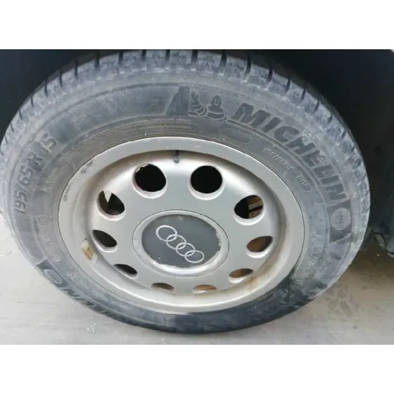 AUDI A3 (8L) '2001 1.6 BLANCO