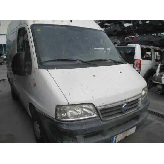 FIAT DUCATO CAJA CERRADA, TECHO ELEV. (DESDE 03.02) '2002 2.0 JTD (CAJA CERR.11) BATALLA BLANCO