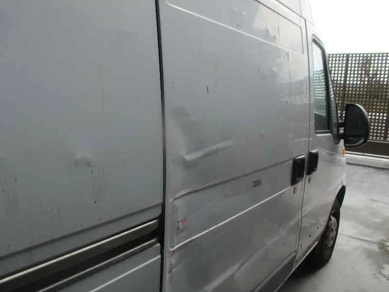 FIAT DUCATO CAJA CERRADA, TECHO ELEV. (DESDE 03.02) '2002 2.0 JTD (CAJA CERR.11) BATALLA BLANCO