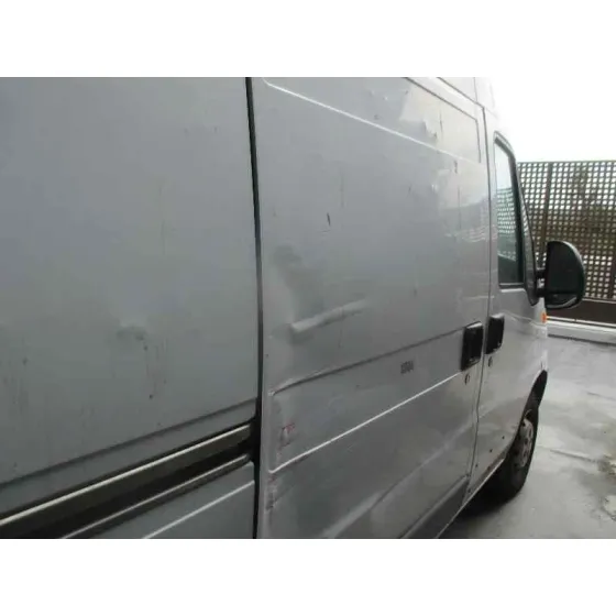 FIAT DUCATO CAJA CERRADA, TECHO ELEV. (DESDE 03.02) '2002 2.0 JTD (CAJA CERR.11) BATALLA BLANCO
