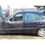 MERCEDES-BENZ CLASE E (W211) BERLINA MERCEDES CLASE E (W211) BERLINA '2004 E 220 CDI (211.006) AZUL OSCURO 2002