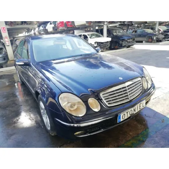 MERCEDES CLASE E (W211) BERLINA '2004 E 220 CDI (211.006) AZUL OSCURO