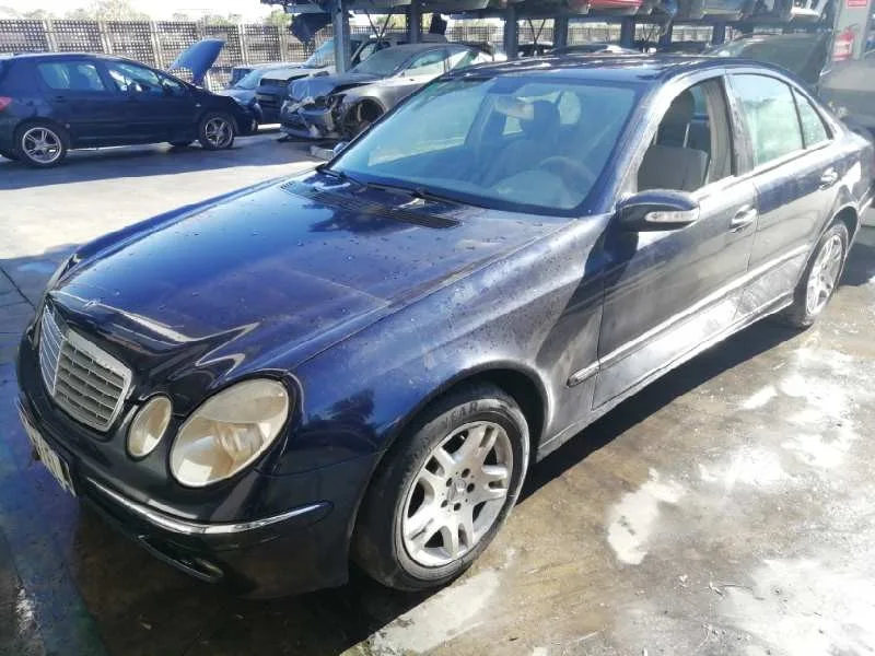 MERCEDES CLASE E (W211) BERLINA '2004 E 220 CDI (211.006) AZUL OSCURO