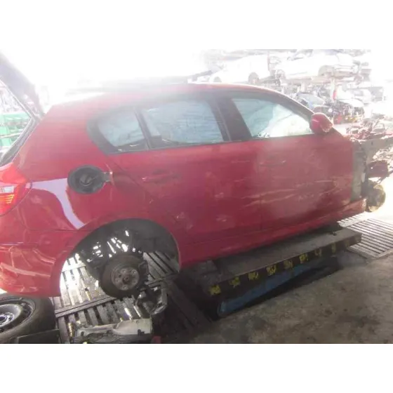 BMW SERIE 1 BERLINA (E81/E87) '2009 116D ROJO