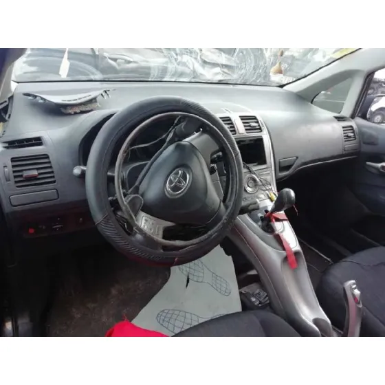 TOYOTA AURIS '2007 1.6 16V CAT NEGRO