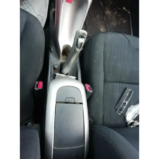 TOYOTA AURIS '2007 1.6 16V CAT NEGRO